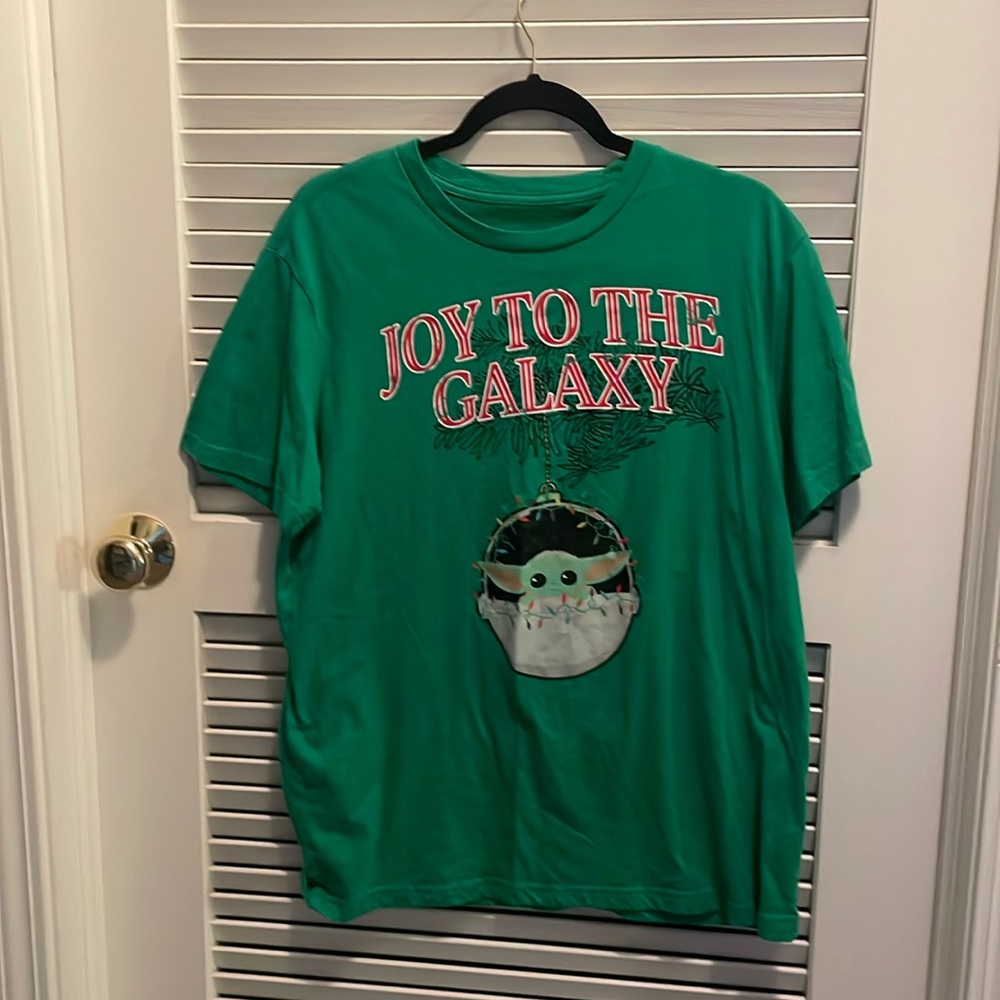 Star Wars Baby Yoda Christmas T-shirt